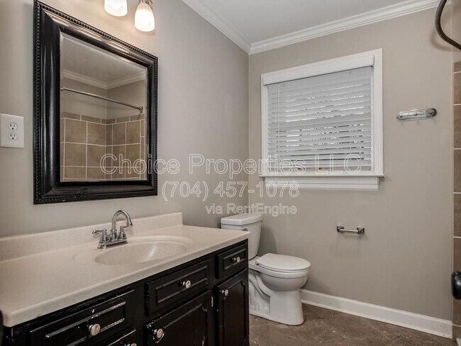 Building Photo - 1201 Seneca Pl