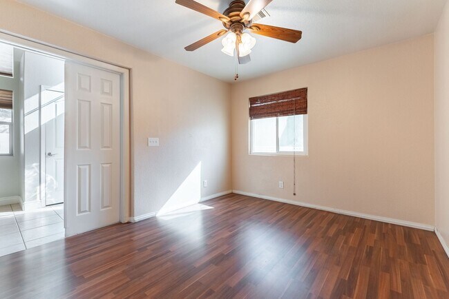 Building Photo - 4-Bed Green Valley Home with Private Pool ...