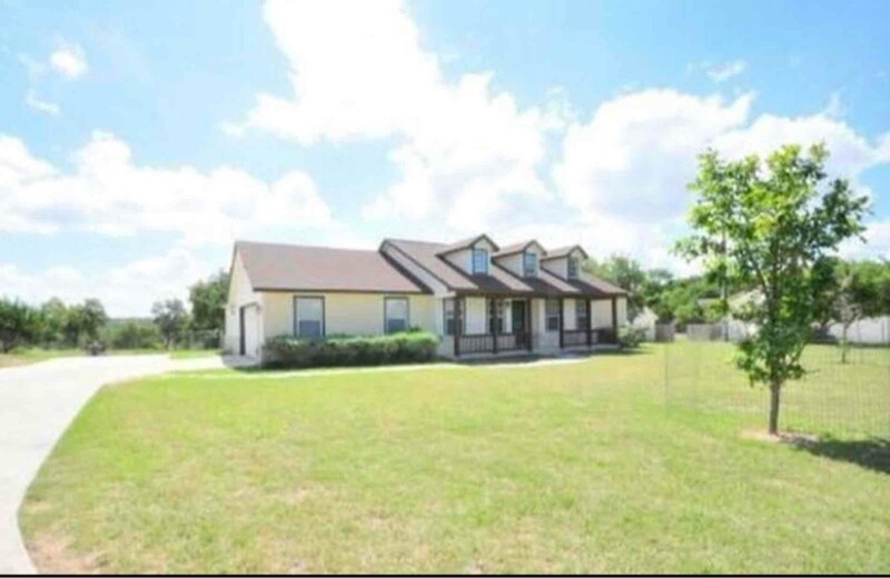 Building Photo - 9008 Gainsborough Dr