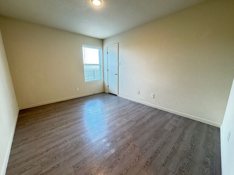 Building Photo - 5804 Rustler Dr
