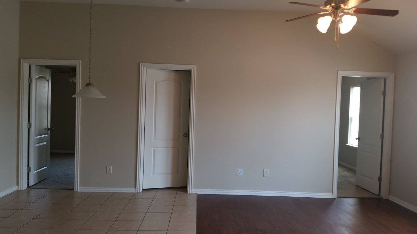 Building Photo - 3103 Wagon Trail Dr