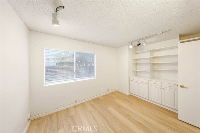 Building Photo - 6720 Swarthmore Dr