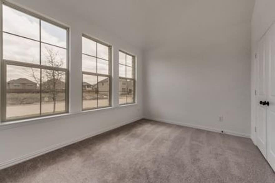 Building Photo - 1011 Hickory Chase Ln