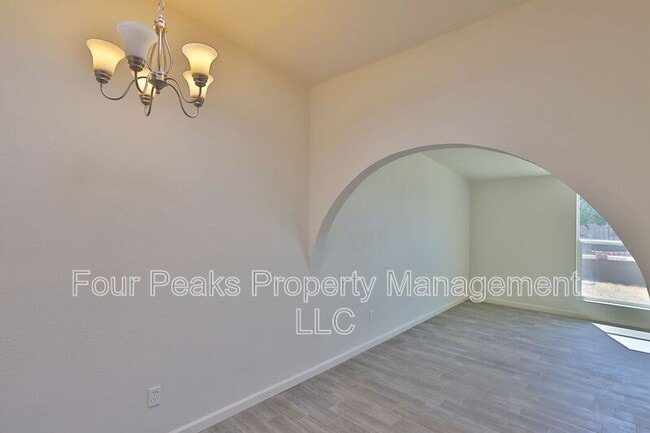 Building Photo - 1548 E 26th Ave