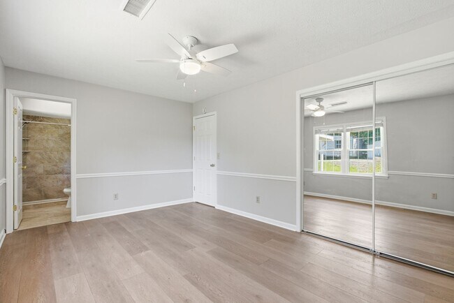 Building Photo - Renovated North Columbus Home with Fenced Yard!