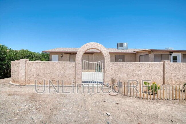 Building Photo - 2512 Cisco Dr S