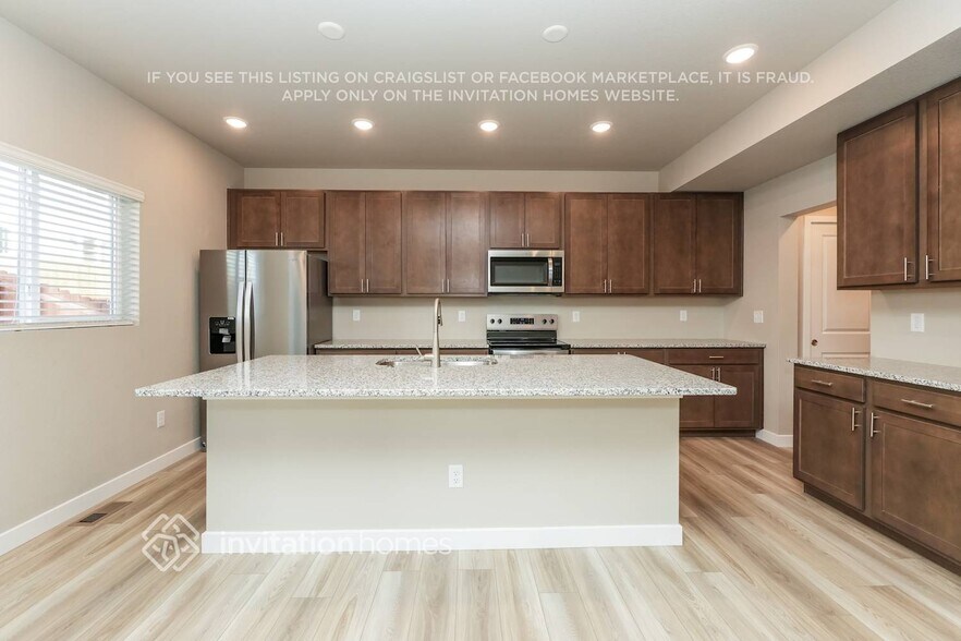 Building Photo - 13524 Nederland Dr