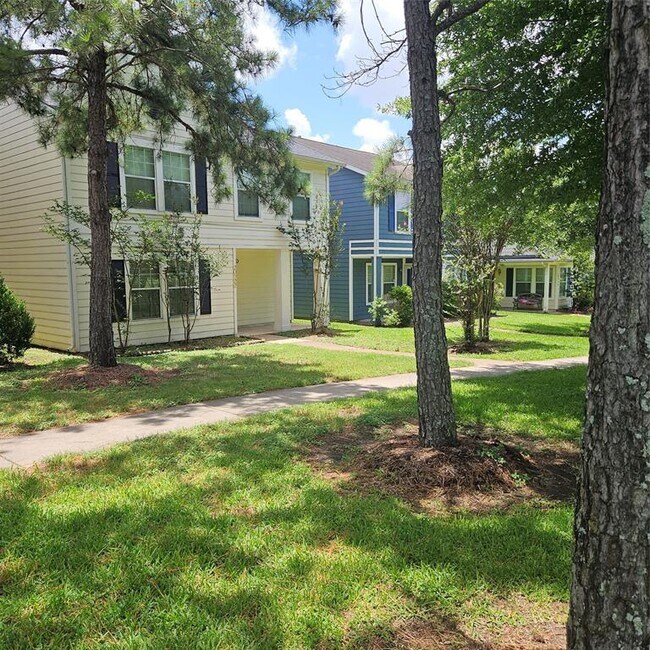 Building Photo - 20922 Young Meadows Way