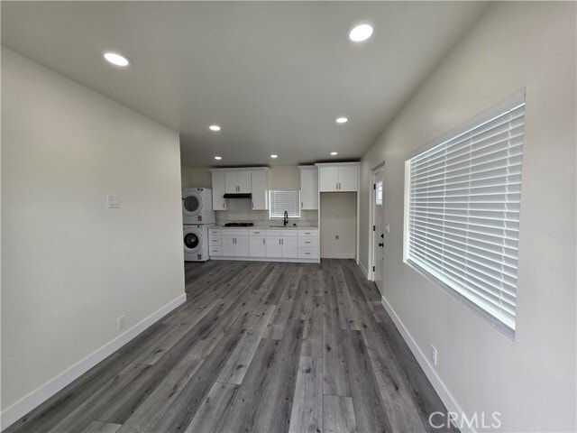 Building Photo - 9531 Mallard Ave