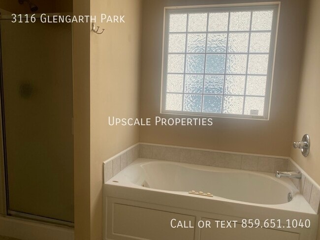Building Photo - 3116 Glengarth Park