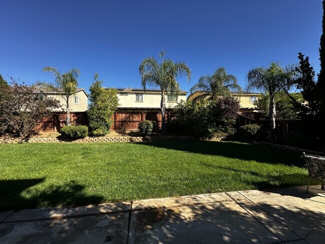 Building Photo - 1155 Polyanthus Ln