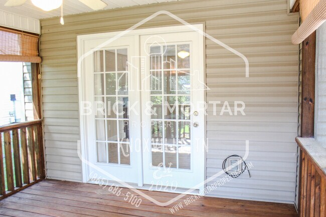 Building Photo - 5722 Rhyne Cove Ln
