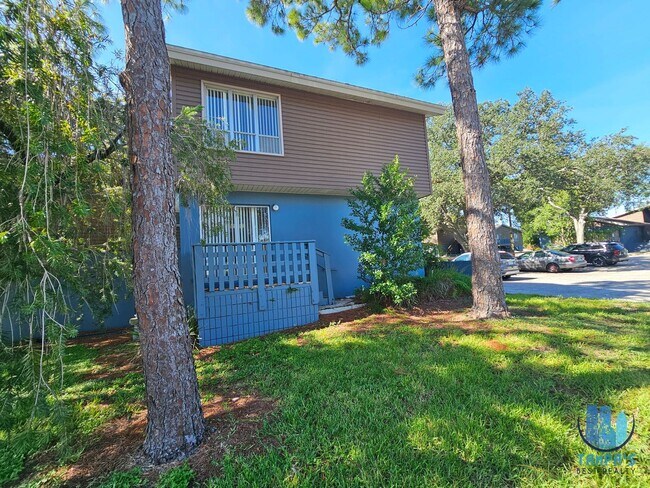 Building Photo - 7602 W Powhatan Ave