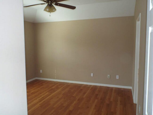 Building Photo - 19815 Owens Trace Ln