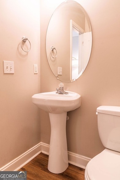 Building Photo - 2046 Barberry Dr