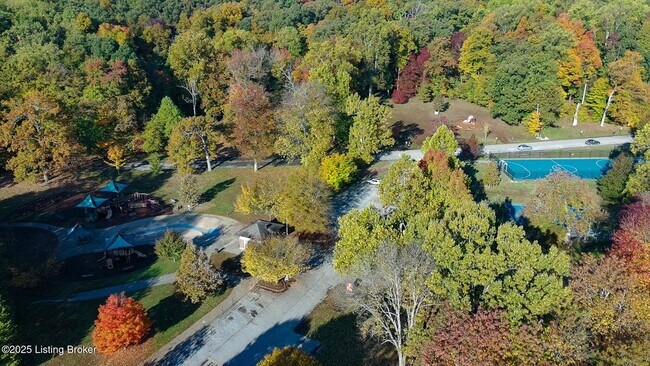 Building Photo - 720 Gheens Ave