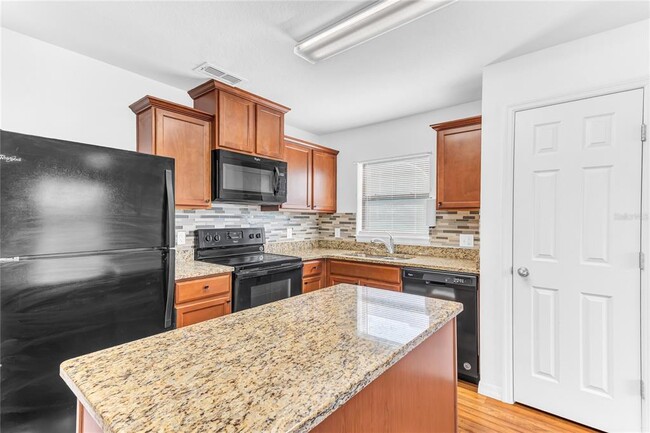 Building Photo - 661 Swallowtail Dr