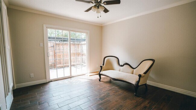 Building Photo - 8935 Gaylord Dr