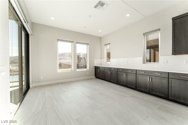 Building Photo - 11103 Rolling Vista Dr