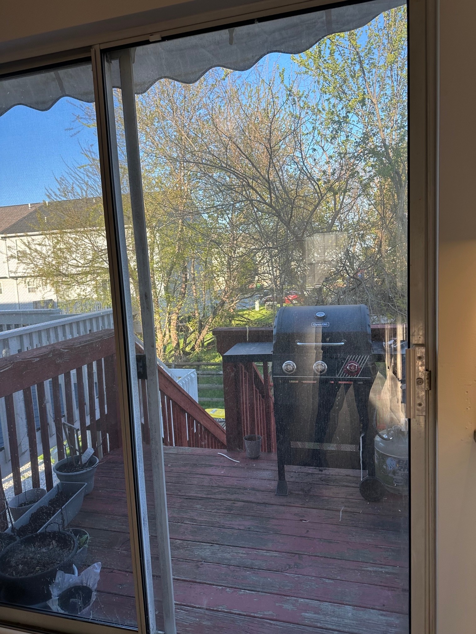 Building Photo - 517 Sally Ln