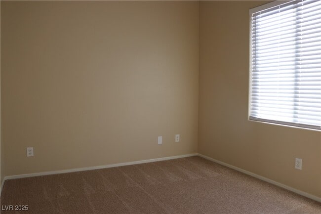 Building Photo - 3764 Bowers Hollow Ave