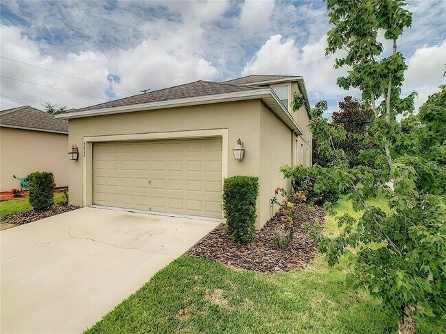 Building Photo - 6800 Little Blue Ln
