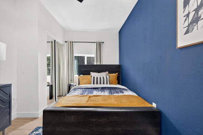 Building Photo - 1311 N 14th St