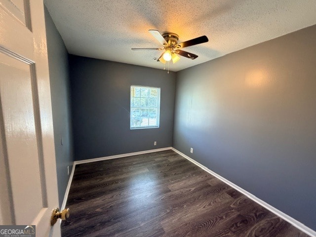 Building Photo - 2620 Cumberland Dr