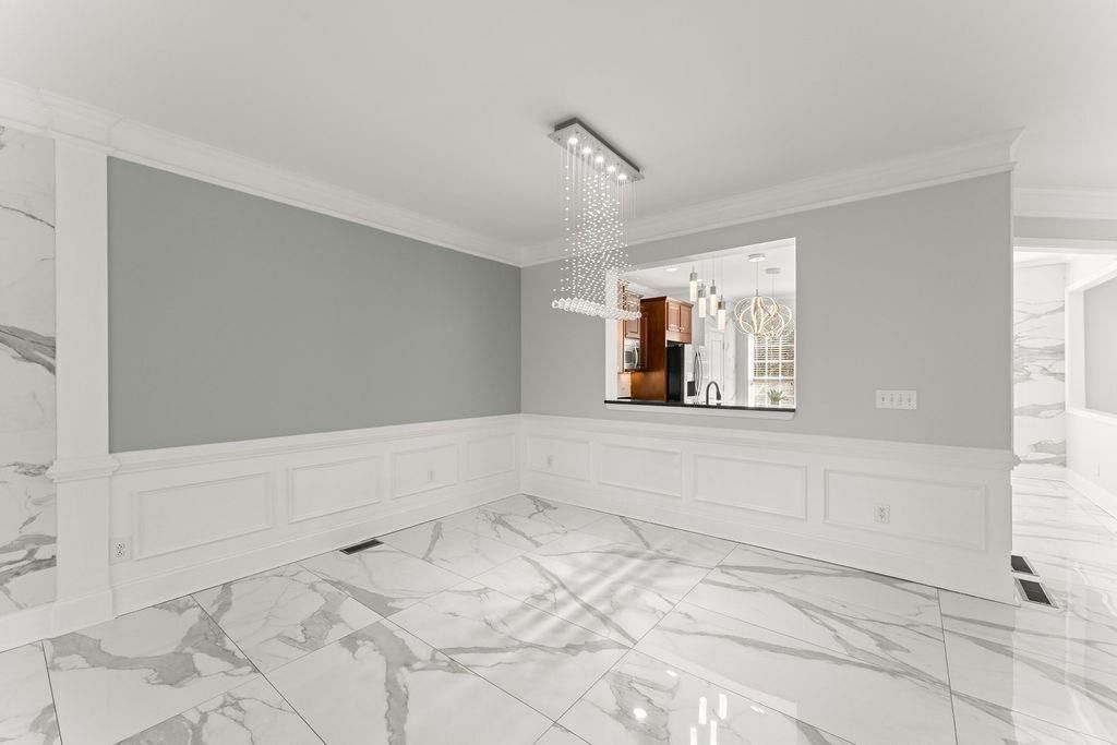 Building Photo - 2876 Overlook Way