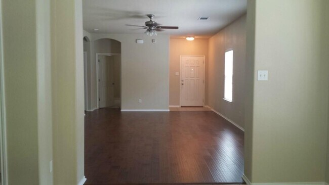 Building Photo - 1312 Stanislaws Dr