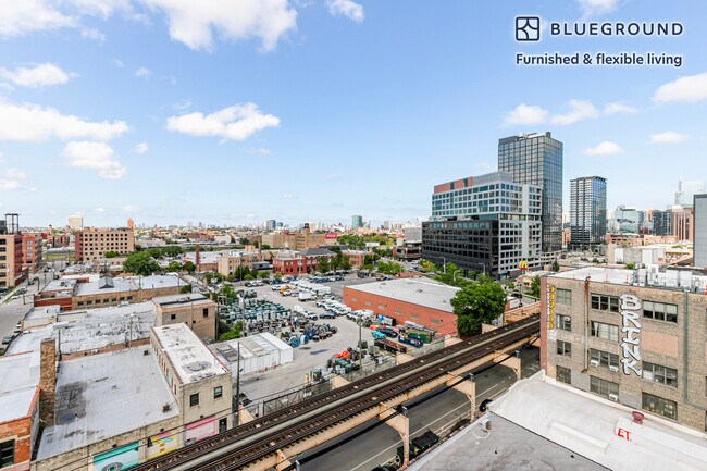 Building Photo - 1454 W Randolph St