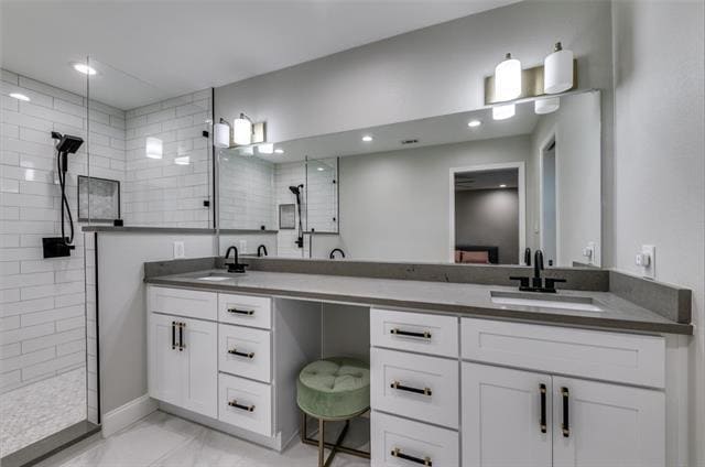 Building Photo - 8349 Londonderry Ln