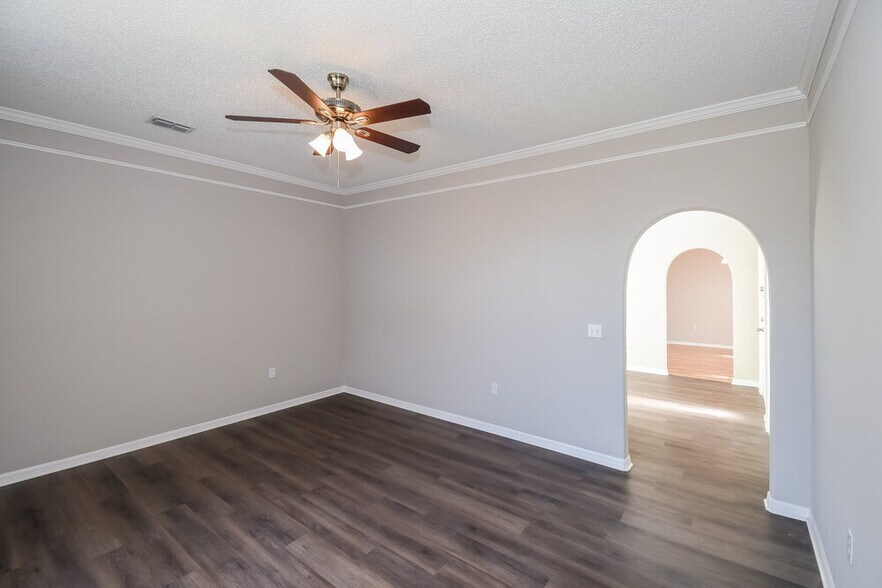 Building Photo - 7263 Lancashire Ct