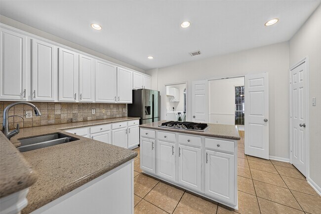 Building Photo - 21810 Blossom Brook Ln