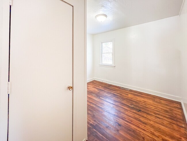 Building Photo - 111 Virginia Ave