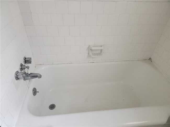 Building Photo - 836 Ponce De Leon Terrace NE