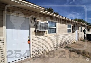 Building Photo - 930 JR Ct, Copperas Cove, TX 76522