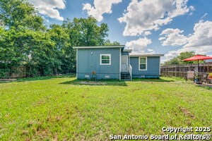 Building Photo - 5027 Blue Bonnet St