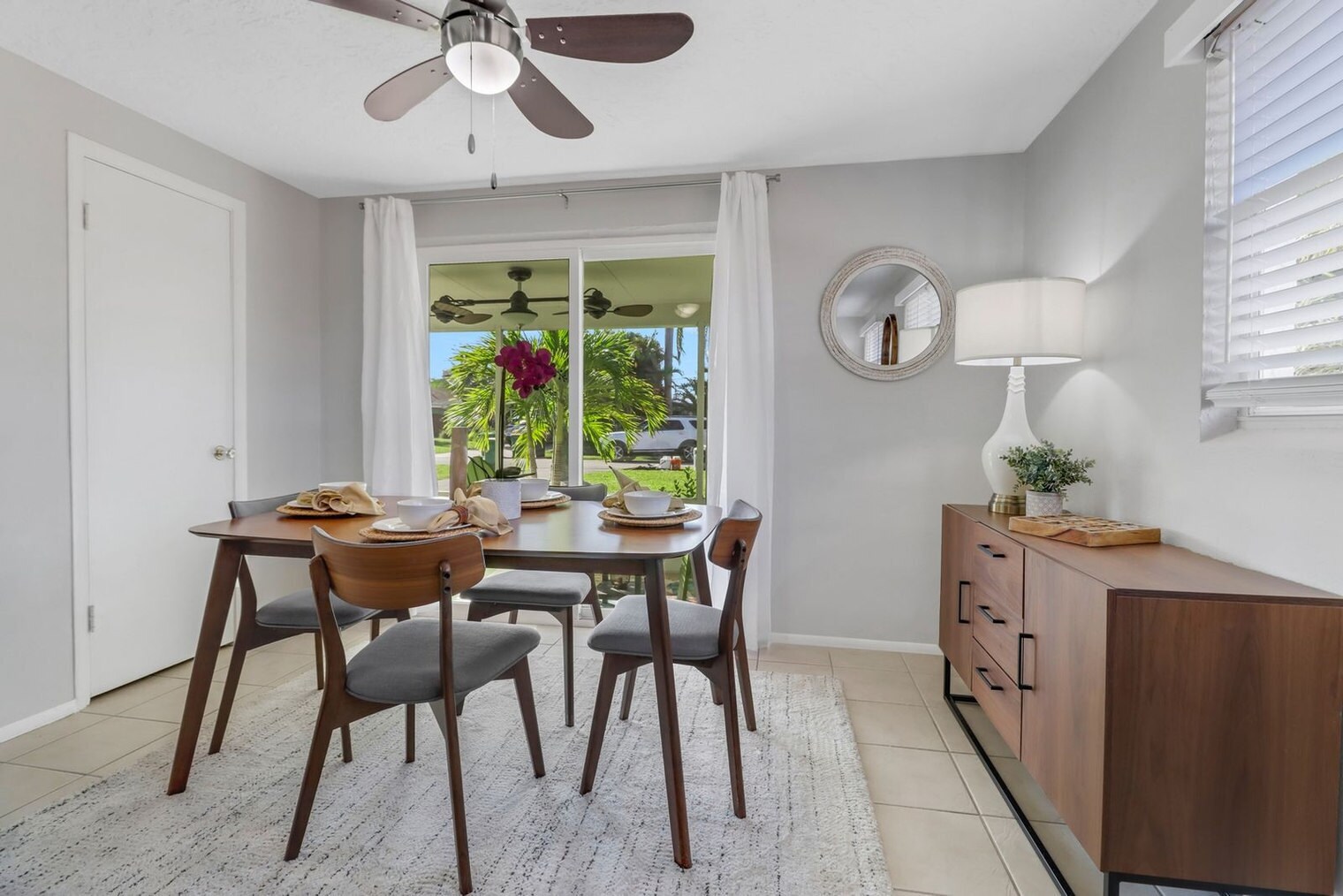 Building Photo - 751 100th Ave N