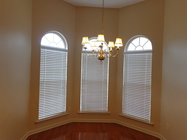 Building Photo - 7859 Parkmont Dr