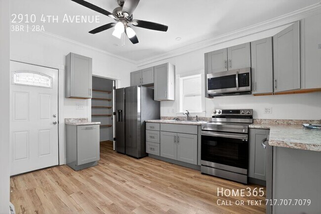 Building Photo - 2910 4th Ave