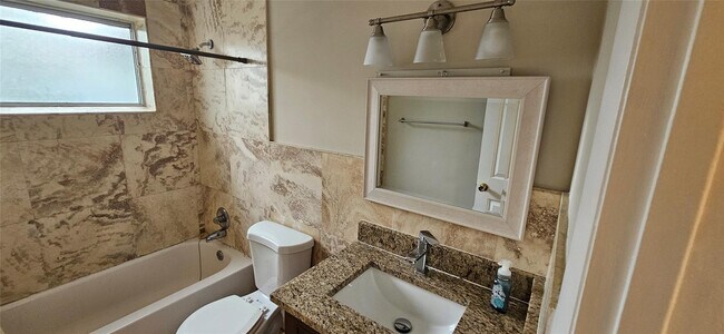 Building Photo - 501 NW 65th Ave