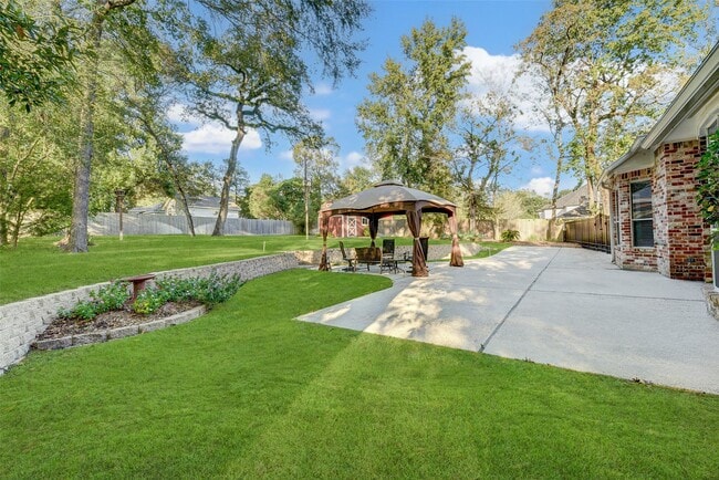 Building Photo - 2311 Stableridge Dr