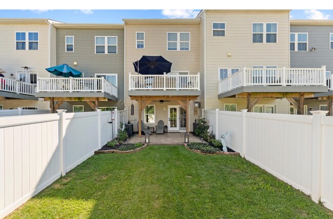 Building Photo - 1105 Kohana Dr