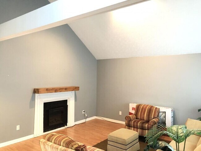 Building Photo - 1673 Prairie Cir