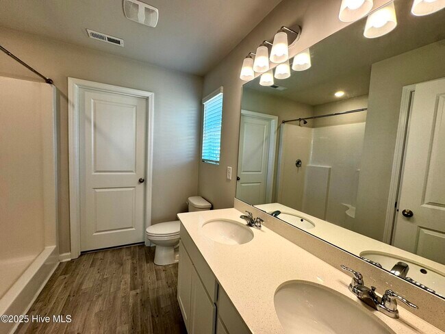 Building Photo - 1755 Capra Ct