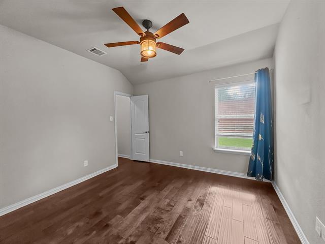 Building Photo - 3205 Ridgeway Dr