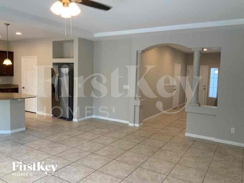 Building Photo - 7248 Sierra Moon Ct