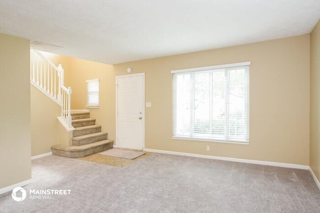 Building Photo - 5517 Snowberry Ct, Indianapolis, IN 46221