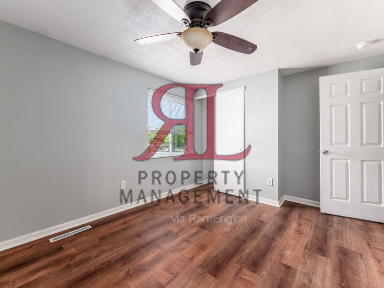 Building Photo - 3393 Paxton Ct